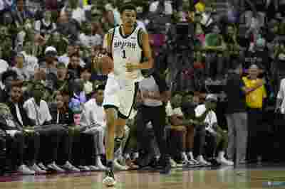 新疆队签下前NBA球员，增强阵容深度